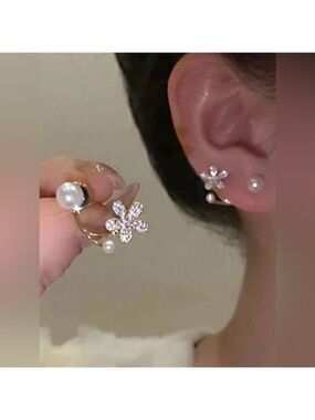 Gold Silver Floral Pearl Earrings
